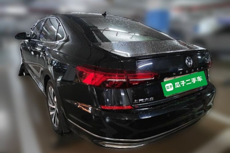 Used Volkswagen Passat New Energy 2019 430 PHEV Hybrid Luxury Edition Rear Left 45 Deg