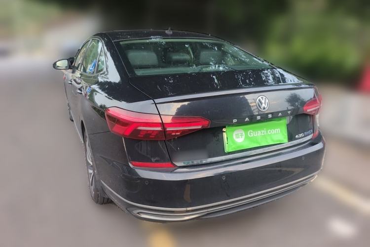 Used Volkswagen Passat New Energy 2019 430 PHEV Hybrid Luxury Edition Rear Left 45 Deg