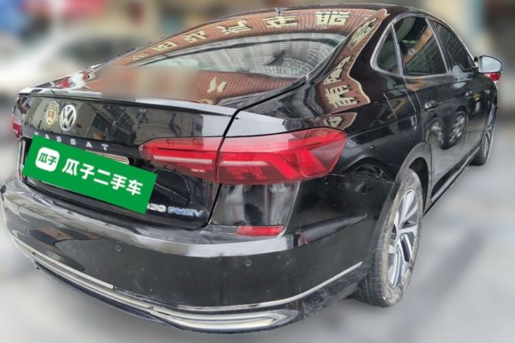 Used Volkswagen Passat New Energy 2019 430 PHEV Hybrid Elite Edition Rear Right 45 Deg