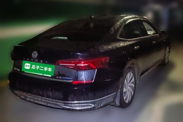 Used Volkswagen Passat New Energy 2019 430 PHEV Hybrid Luxury Edition Rear Right 45 Deg