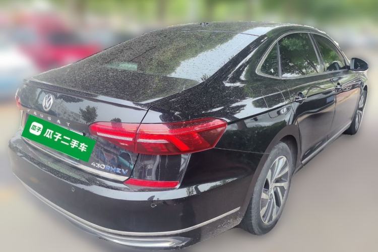 Used Volkswagen Passat New Energy 2019 430 PHEV Hybrid Luxury Edition Rear Right 45 Deg
