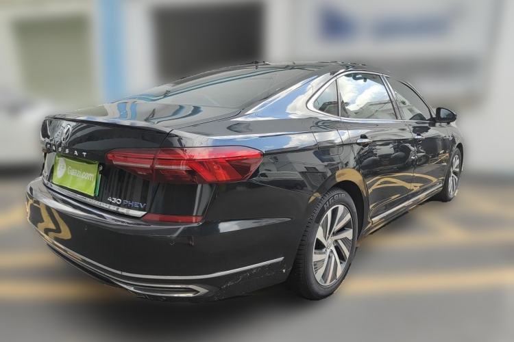 Used Volkswagen Passat New Energy 2019 430 PHEV Hybrid Luxury Edition Rear Right 45 Deg