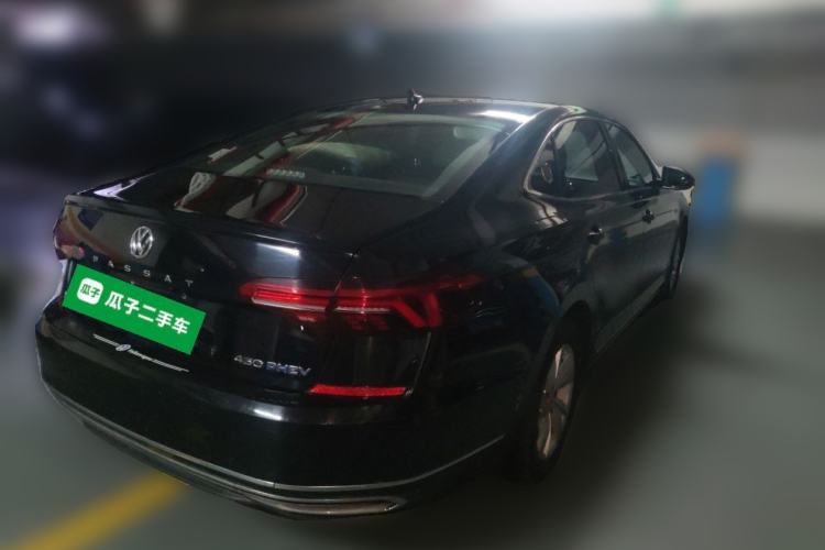 Used Volkswagen Passat New Energy 2019 430 PHEV Hybrid Elite Edition Rear Right 45 Deg