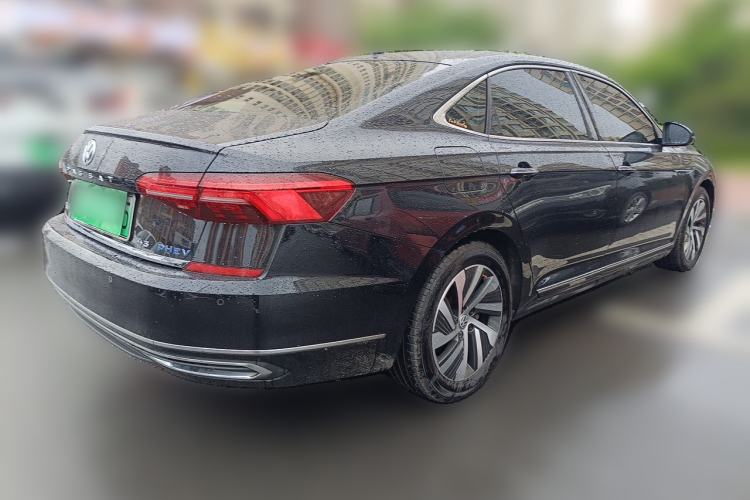 Used Volkswagen Passat New Energy 2019 430 PHEV Hybrid Luxury Edition Rear Right 45 Deg