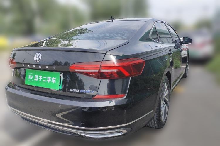 Used Volkswagen Passat New Energy 2019 430 PHEV Hybrid Elite Edition Rear Right 45 Deg
