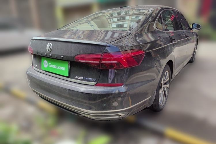Used Volkswagen Passat New Energy 2019 430 PHEV Hybrid Luxury Edition Rear Right 45 Deg