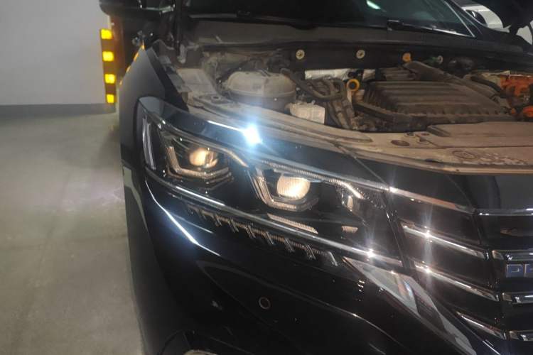 Used Volkswagen Passat New Energy 2019 430 PHEV Hybrid Luxury Edition Right Front Headlight