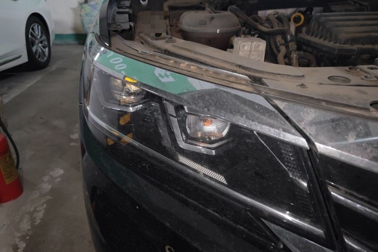 Used Volkswagen Passat New Energy 2019 430 PHEV Hybrid Elite Edition Right Front Headlight