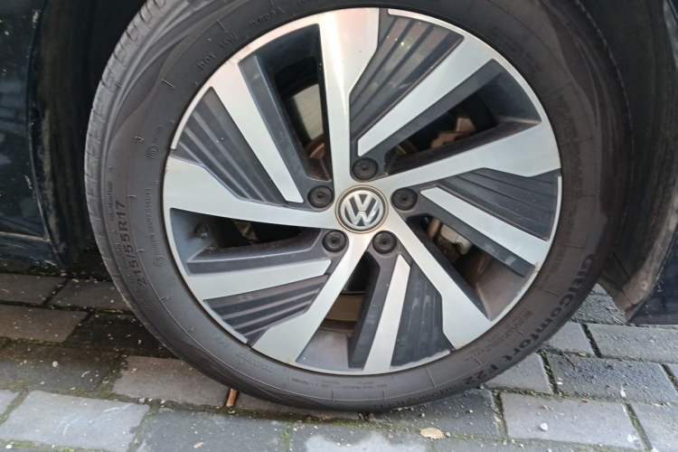 Used Volkswagen Passat New Energy 2019 430 PHEV Hybrid Luxury Edition Right Front Wheel Hub