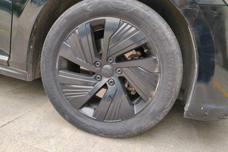 Used Volkswagen Passat New Energy 2019 430 PHEV Hybrid Elite Edition Right Front Wheel Hub