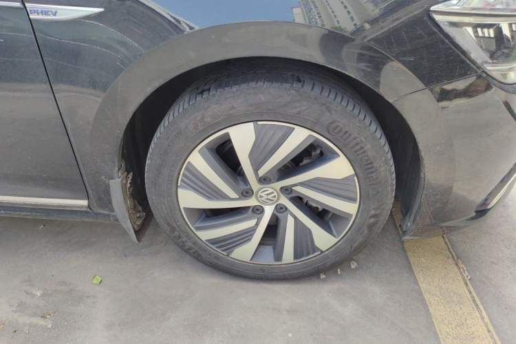 Used Volkswagen Passat New Energy 2019 430 PHEV Hybrid Luxury Edition Right Front Wheel Hub