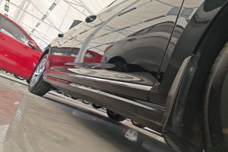 Used Volkswagen Passat New Energy 2019 430 PHEV Hybrid Luxury Edition Right Side Sill