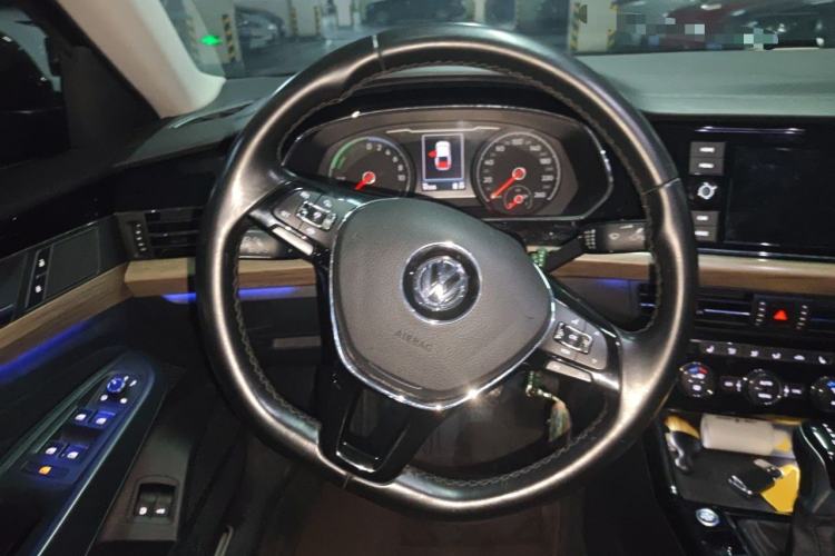 Used Volkswagen Passat New Energy 2019 430 PHEV Hybrid Luxury Edition Steering Wheel