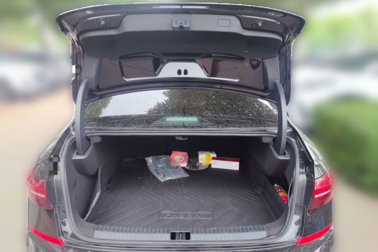 Used Volkswagen Passat New Energy 2019 430 PHEV Hybrid Luxury Edition Trunk