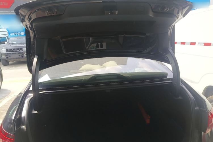 Used Volkswagen Passat New Energy 2019 430 PHEV Hybrid Elite Edition Trunk