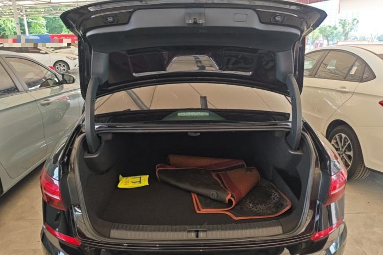 Used Volkswagen Passat New Energy 2019 430 PHEV Hybrid Luxury Edition Trunk