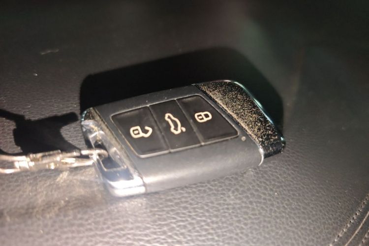 Used Volkswagen Passat New Energy 2019 430 PHEV Hybrid Elite Edition Vehicle Key