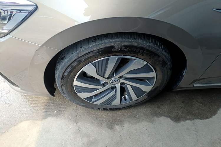 Used Volkswagen Passat New Energy 2019 430 PHEV Hybrid Luxury Edition Exterior 4