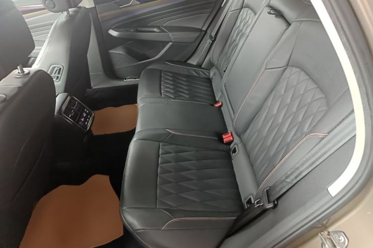 Used Volkswagen Passat New Energy 2019 430 PHEV Hybrid Luxury Edition Left Rear Seat