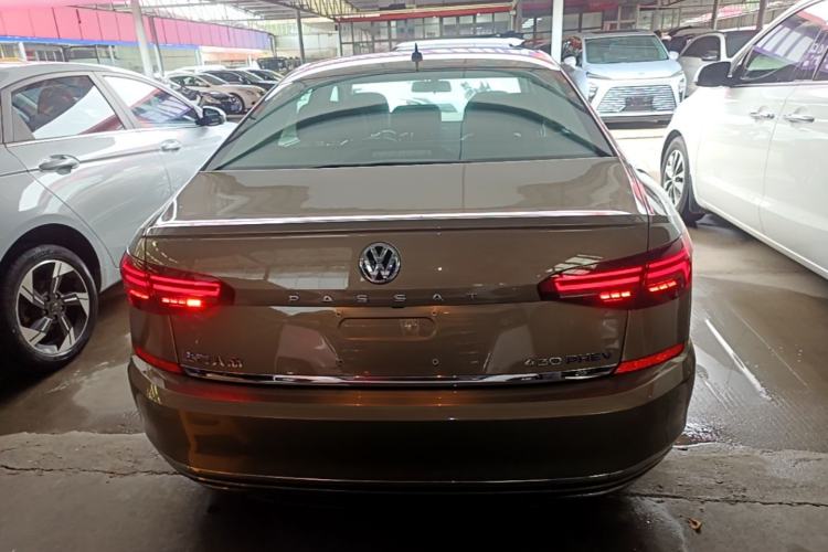 Used Volkswagen Passat New Energy 2019 430 PHEV Hybrid Luxury Edition Rear