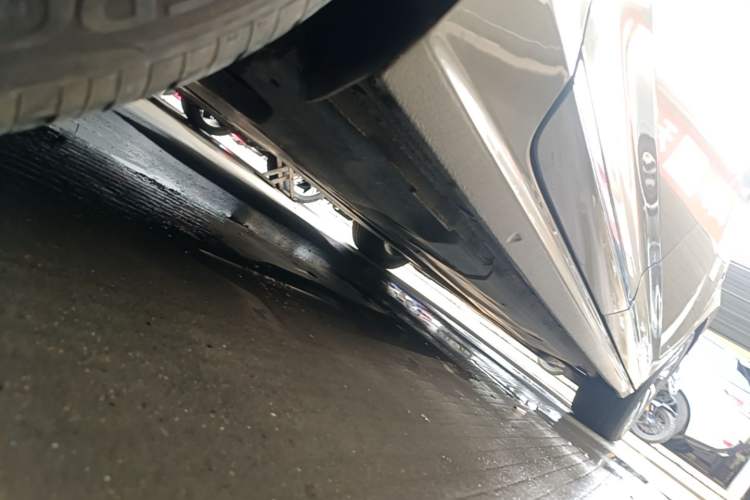 Used Volkswagen Passat New Energy 2019 430 PHEV Hybrid Luxury Edition Right Side Sill