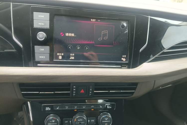 Used Volkswagen Passat New Energy 2019 430 PHEV Hybrid Luxury Edition Audio And AC Panel