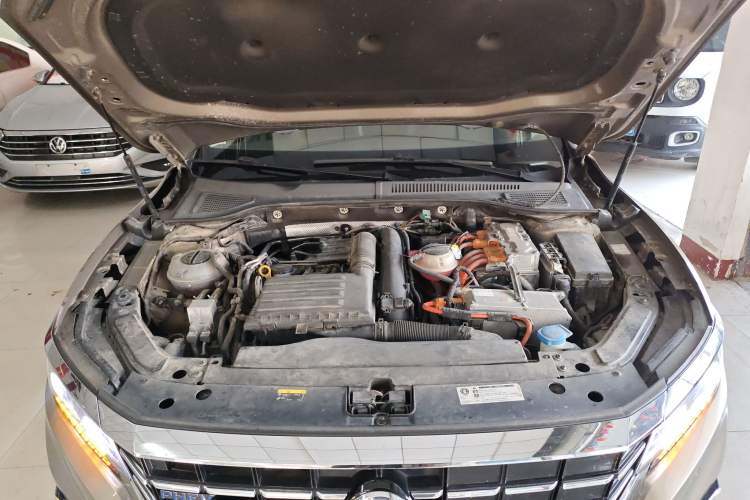 Used Volkswagen Passat New Energy 2019 430 PHEV Hybrid Luxury Edition Engine Bay