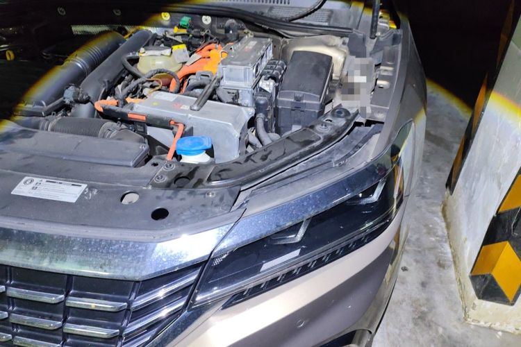 Used Volkswagen Passat New Energy 2019 430 PHEV Hybrid Luxury Edition Engine Bay Left