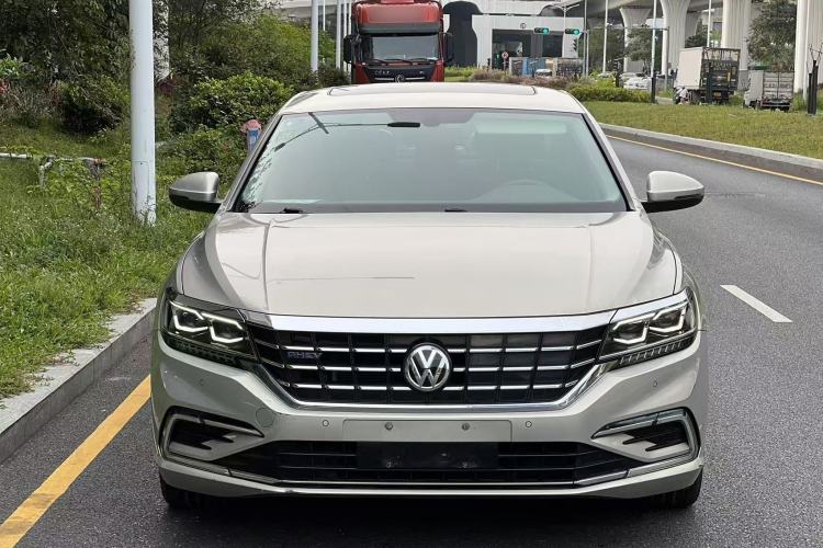 Used Volkswagen Passat New Energy 2019 430 PHEV Hybrid Luxury Edition Exterior 1