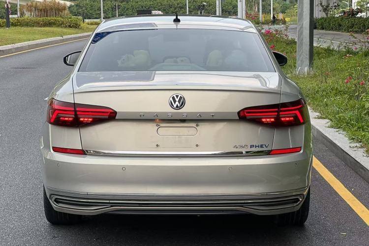 Used Volkswagen Passat New Energy 2019 430 PHEV Hybrid Luxury Edition Exterior 4