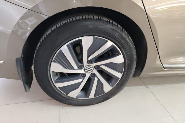 Used Volkswagen Passat New Energy 2019 430 PHEV Hybrid Luxury Edition Exterior 8