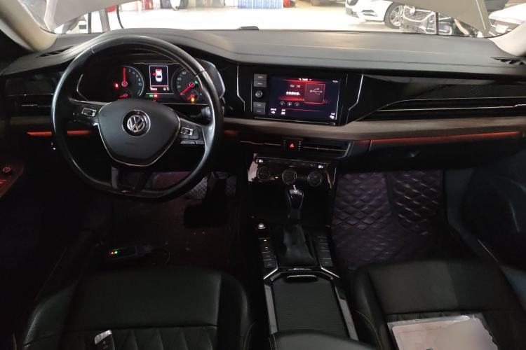 Used Volkswagen Passat New Energy 2019 430 PHEV Hybrid Luxury Edition Interior 2