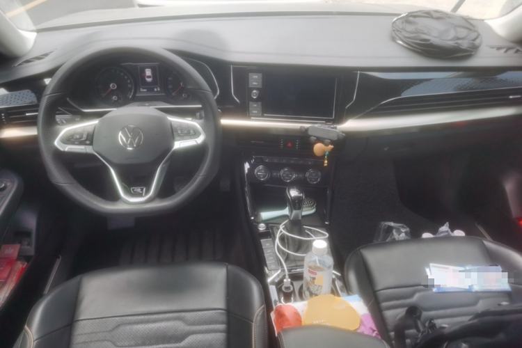 Used Volkswagen Passat New Energy 2019 430 PHEV Hybrid Elite Edition Interior 2