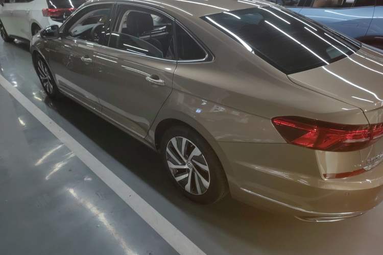 Used Volkswagen Passat New Energy 2019 430 PHEV Hybrid Luxury Edition Left Side