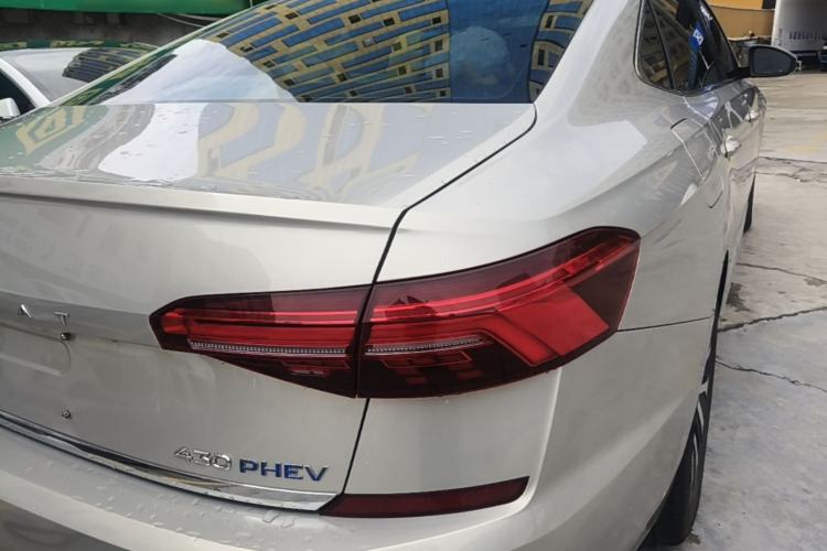 Used Volkswagen Passat New Energy 2019 430 PHEV Hybrid Luxury Edition Right Rear Taillight