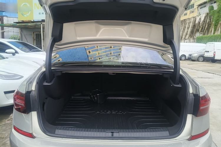 Used Volkswagen Passat New Energy 2019 430 PHEV Hybrid Luxury Edition Trunk
