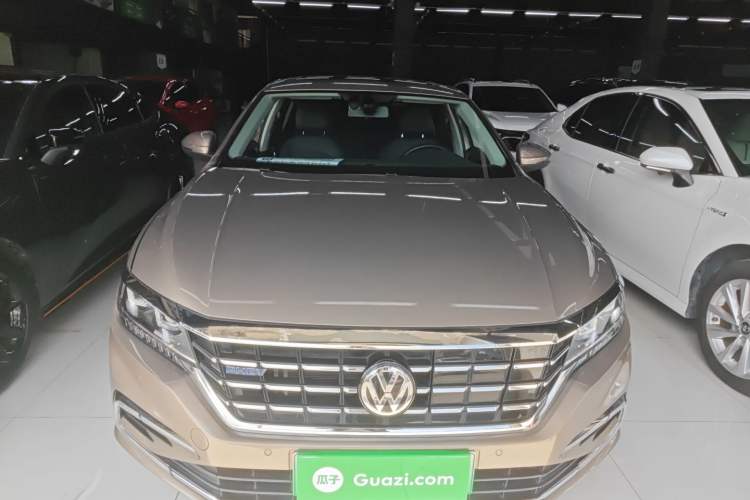 Used Volkswagen Passat New Energy 2019 430 PHEV Hybrid Luxury Edition Front