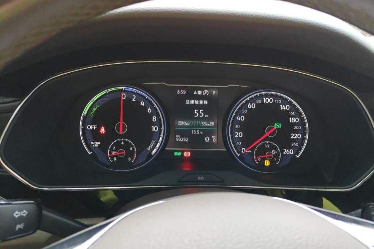 Used Volkswagen Passat New Energy 2019 430 PHEV Hybrid Luxury Edition Odometer Close Up