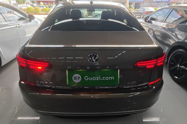 Used Volkswagen Passat New Energy 2019 430 PHEV Hybrid Luxury Edition Rear