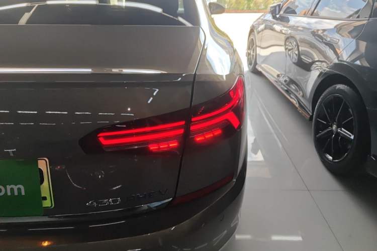 Used Volkswagen Passat New Energy 2019 430 PHEV Hybrid Luxury Edition Right Rear Taillight
