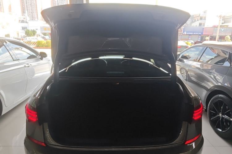 Used Volkswagen Passat New Energy 2019 430 PHEV Hybrid Luxury Edition Trunk