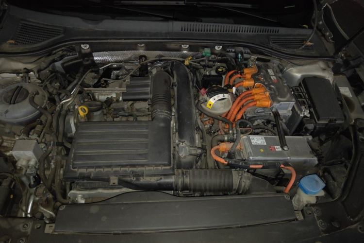 Used Volkswagen Passat New Energy 2019 430 PHEV Hybrid Luxury Edition Engine Bay