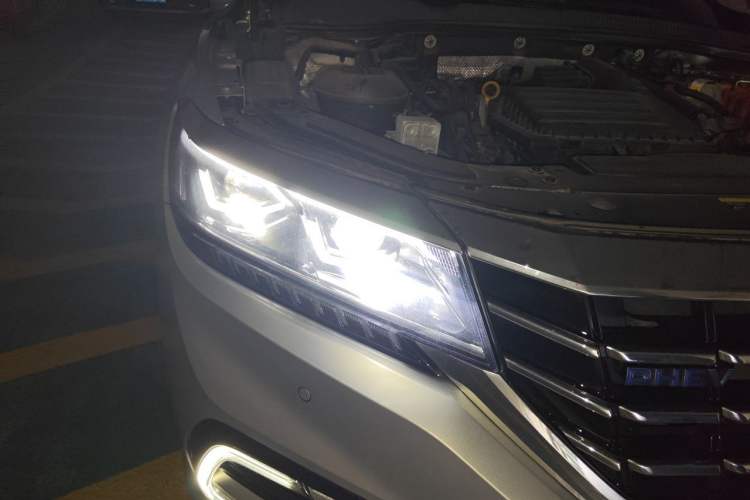 Used Volkswagen Passat New Energy 2019 430 PHEV Hybrid Luxury Edition Right Front Headlight