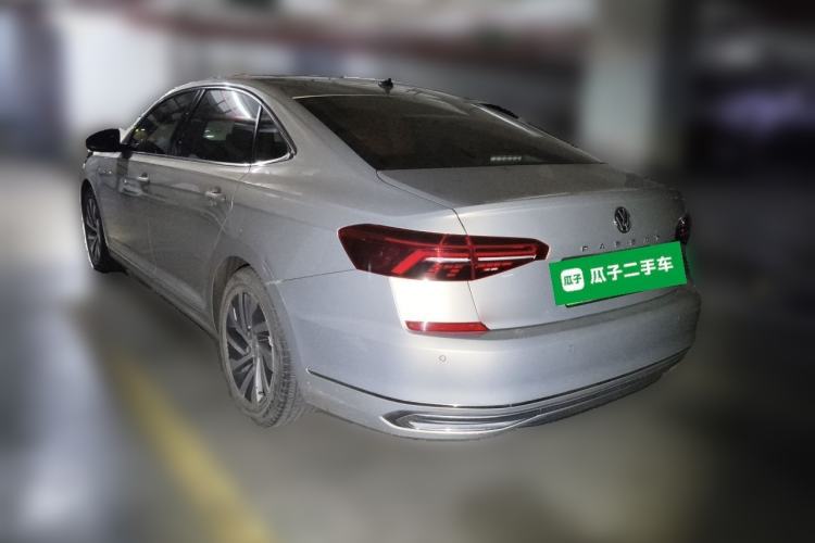 Used Volkswagen Passat New Energy 2019 430 PHEV Hybrid Elite Edition Rear Left 45 Deg
