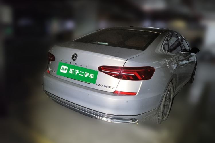 Used Volkswagen Passat New Energy 2019 430 PHEV Hybrid Elite Edition Rear Right 45 Deg