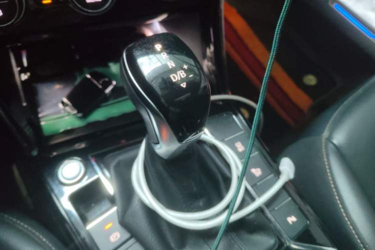 Used Volkswagen Passat New Energy 2019 430 PHEV Hybrid Elite Edition Gear Lever