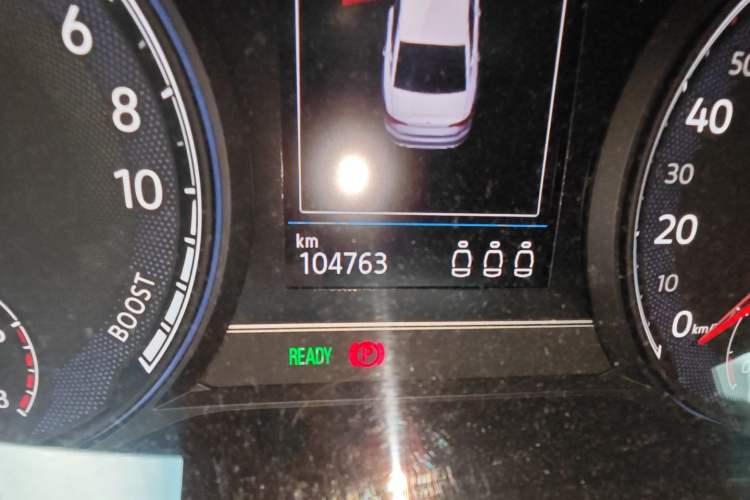Used Volkswagen Passat New Energy 2019 430 PHEV Hybrid Luxury Edition Odometer Close Up