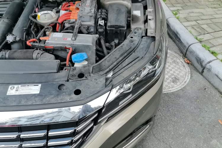 Used Volkswagen Passat New Energy 2019 430 PHEV Hybrid Elite Edition Engine Bay Left