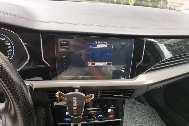 Used Volkswagen Passat New Energy 2020 430 PHEV Hybrid Elite Edition China VI Standard Audio And AC Panel