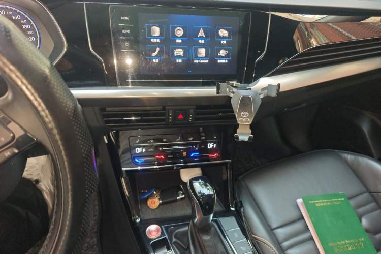Used Volkswagen Passat New Energy 2020 430 PHEV Hybrid Elite Edition China VI Standard Audio And AC Panel